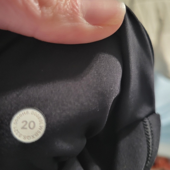 Lululemon Womens Leggings Size 20 - Picture 3 of 4